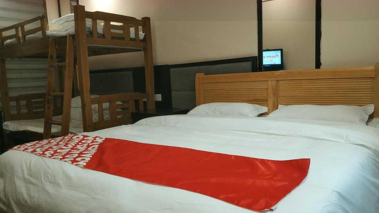 Sam Cozy Hotel Ченду Екстер'єр фото